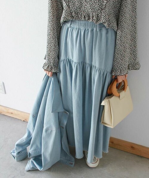 Crisp（クリスプ）の「ギャザーデザインフリンジデニムスカート[c2R3404]（デニムスカート・レディース・ブラック/ブルー/ネイビー・FREE）」の2枚目の写真