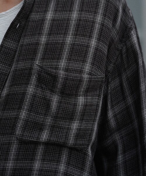 shiun（シウン）の「OMBRE SHIRT（シャツ/ブラウス・メンズ・グレー・XS/S/M）」の8枚目の写真