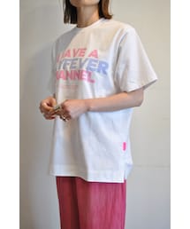 Thomas magpie（トーマスマグパイ）の「ロゴTシャツ（Tシャツ