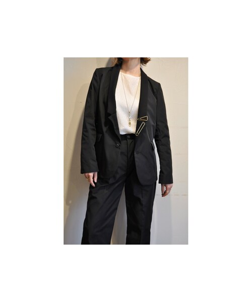 tiny dinosaur(タイニーダイナソー)の「ギャバジンジャケット(テーラードジャケット・レディース・ブラック・one)」の1枚目の写真