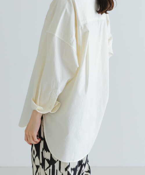 URBAN RESEARCH（アーバンリサーチ）の「new basic　ガーメントダイオーバーシャツ（シャツ/ブラウス・レディース・SAGE/PINK/IVORY・FREE）」の7枚目の写真