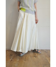 -- | ボリュームギャザースカート(スカート)