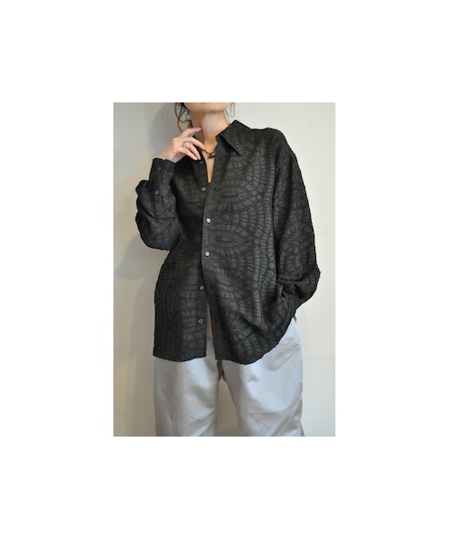 Thomas magpie（トーマスマグパイ）の「ステッチングクロスシャツ（シャツ/ブラウス・レディース・ホワイト/ブラック・one）」の2枚目の写真