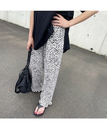 copine | ダルメシアンプリーツパンツ(ホワイト)(その他パンツ)