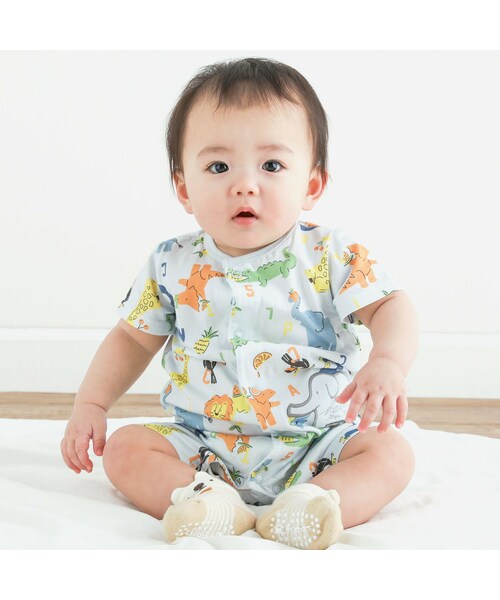 SLAP SLIP BABY(スラップスリップベビー)の「総柄プリントワッペン付半袖ロンパースベビー(60~80cm)(ロンパース・キッズ・ホワイト/ブルー/その他/グリーン・70cm)」の3枚目の写真