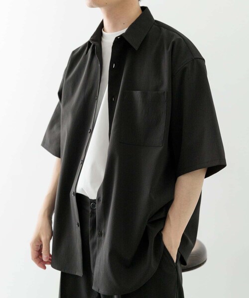 ITEMS URBANRESEARCH(アイテムズ アーバンリサーチ)の「ヨウリュウレギュラーカラー半袖シャツ(シャツ/ブラウス・メンズ・NVY/BRN/BLK・M/L)」の11枚目の写真