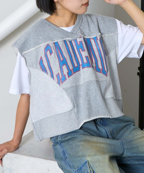 CIAOPANIC TYPY(チャオパニックティピー)の「【etsina/エシンタ】リメイクバックベルトカレッジノースリ(タンクトップ・レディース・オフホワイト/オレンジ/グレー・ONE)」の2枚目の写真