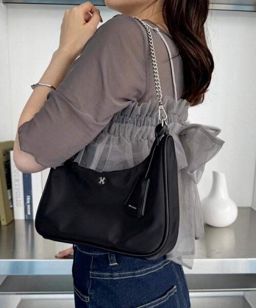 one after another NICE CLAUP（ワンアフターアナザーナイスクラップ）の「ナイロンホーボーバッグ（ボディバッグ/ウエストポーチ・レディース・アイボリー/ピンク/サックスブルー/ブラック・FREE）」の2枚目の写真