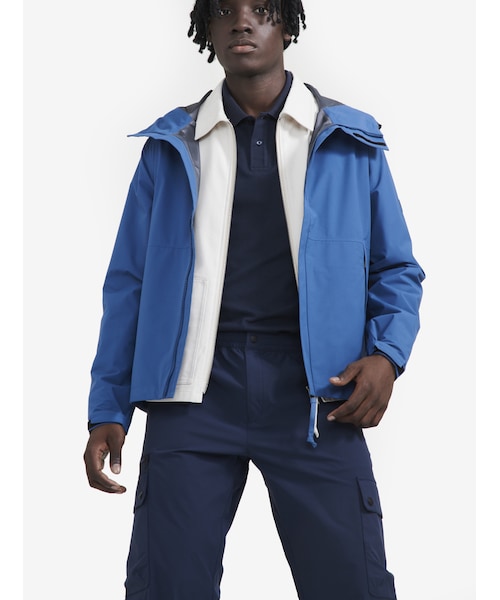 AIGLE（エーグル）の「透湿防水 2.5レイヤーフーデッドジャケット 