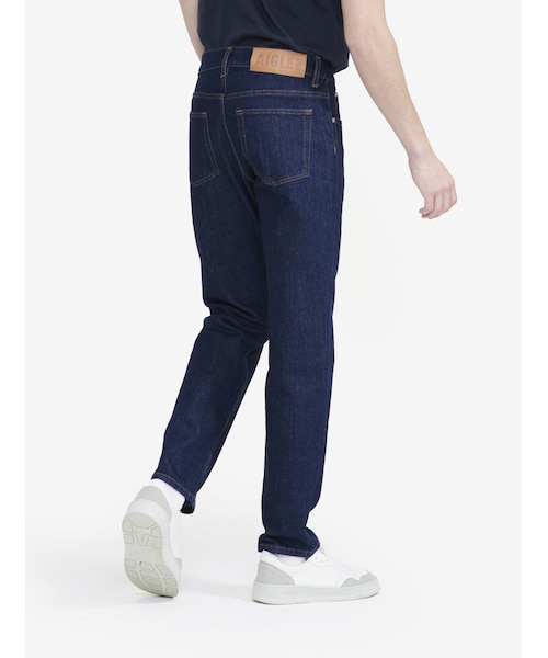AIGLE（エーグル）の「アイコニック ストレッチ スリムフィットテーパードデニムパンツ（デニムパンツ・メンズ・ダーク デニム (002)/デニムブリーチ (003)・38/40/42/44）」の10枚目の写真