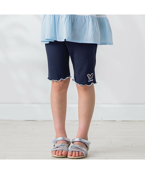 SLAP SLIP（スラップスリップ）の「ちょうちょ刺しゅう裾メロウハーフパンツ(80~120cm)（その他パンツ・キッズ・ホワイト/その他/ブルー/ピンク・110）」の4枚目の写真