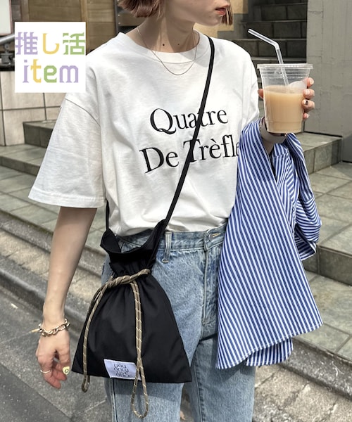 DISCOAT（ディスコート）の「【推し活対応◎】2way巾着ショルダーポーチ（ショルダーバッグ・レディース・ブラウン/ブラック/グリーン/グレー/ベージュ・FREE）」の2枚目の写真