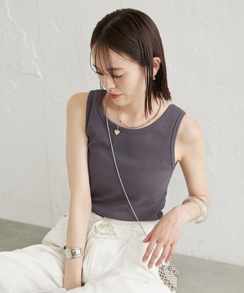 mystic（ミスティック）の「【３色展開】リブタンク（タンクトップ・レディース・アイボリー/ベージュ/チャコールグレー・F）」の2枚目の写真