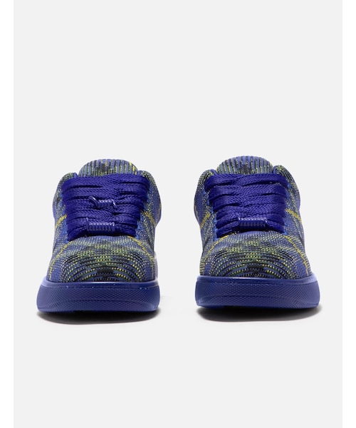BURBERRY（バーバリー）の「Check Knit Box Sneakers（その他・メンズ・Bright Navy・EU 41/EU 42/EU 43/EU 44）」の2枚目の写真