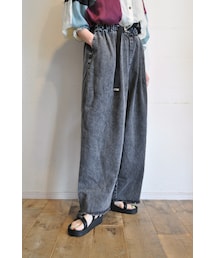 ベルトデニムパンツ