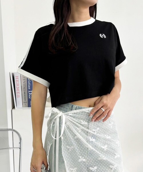 one after another NICE CLAUP（ワンアフターアナザーナイスクラップ）の「サイドラインスポーツT/WEB限定アイテム（Tシャツ/カットソー・レディース・オフホワイト/ピンク系その他/ブラック・FREE）」の2枚目の写真