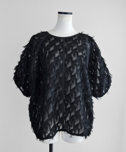 Marient（マリエント）の「フリンジシアーパイピングBL（シャツ/ブラウス・レディース・ホワイト/ブラック・FREE）」の2枚目の写真