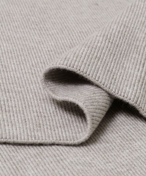 URBAN RESEARCH（アーバンリサーチ）の「AMOMENTO　CAPE TOP ＆ BANDEAU SET（ニット/セーター・レディース・CHARCOAL/L BEIGE・0）」の16枚目の写真