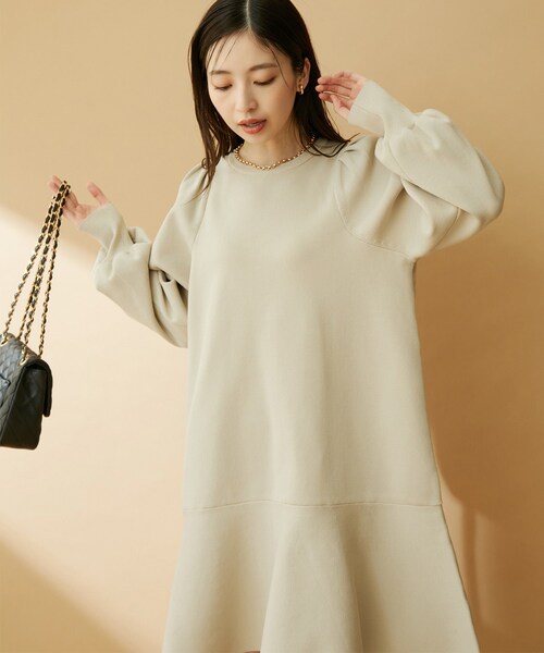 VIS（ビス）の「パフスリーブ切り替えミニフレアワンピース
