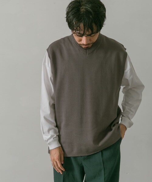 URBAN RESEARCH DOORS（アーバンリサーチドアーズ）の「ダブルフェイスVネックベスト（ベスト・メンズ・STEEL BLUE/GREIGE/BROWN/CHARCOAL・M/L）」の17枚目の写真