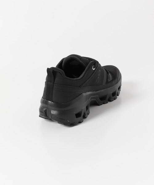 URBAN RESEARCH DOORS(アーバンリサーチドアーズ)の「On CLOUD ROCK LOW WP(スニーカー・レディース・BLK/BLK・23.5/24/24.5/25/25.5)」の7枚目の写真