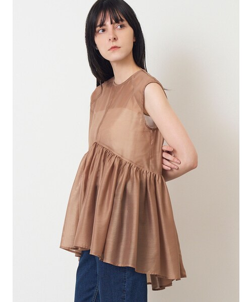 ELENDEEK(エレンディーク)の「SHEER PEPLUM BL(シャツ/ブラウス・レディース・チャコールグレー/レッド/ベージュ・F)」の6枚目の写真
