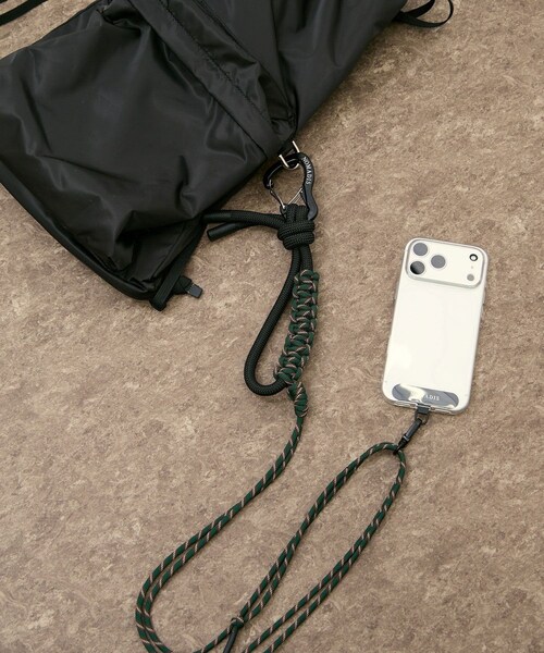 ADAM ET ROPE'(アダムエロペ)の「【NOMADIS for ADAM ET ROPE'】別注 ストラップ付 LATT(バックパック/リュック・レディース・ブラック/ブラウン・F)」の5枚目の写真