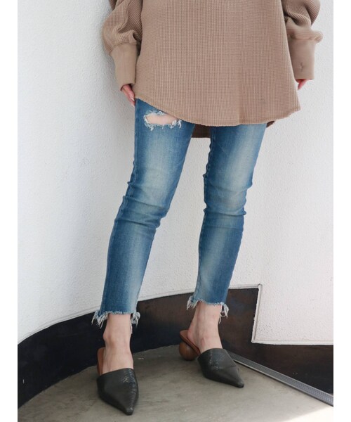 Ungrid（アングリッド）の「クラッシュフレイドヘムストスリ（デニムパンツ・レディース・ブルー/インディゴ・24ｲﾝﾁ/27ｲﾝﾁ/26ｲﾝﾁ/23ｲﾝﾁ/25ｲﾝﾁ）」の8枚目の写真
