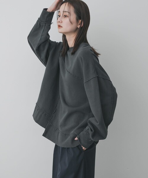 SENSE OF PLACE by URBAN RESEARCH（センスオブプレイスバイアーバンリサーチ）の「キリカエピグメントルーズスウェット（スウェット・レディース・CHARCOAL/RED/BROWN・One）」の7枚目の写真