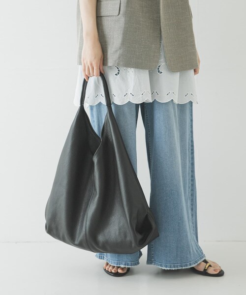 URBAN RESEARCH（アーバンリサーチ）の「ソフトレザーワンハンドルバッグ（トートバッグ・レディース・BLACK/L.BROWN・-）」の7枚目の写真