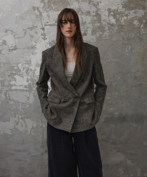 ADAM ET ROPE'（アダムエロペ）の「【EMOELLE】シルクネップテーラードジャケット（テーラードジャケット・レディース・ダークブラウン系/ベージュ/ベージュ系・36/38）」の2枚目の写真