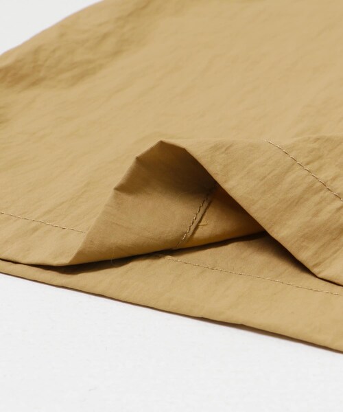 ITEMS URBANRESEARCH（アイテムズ アーバンリサーチ）の「ナイロンサロペット（サロペット/オーバーオール・レディース・BLK/BEG・FREE）」の21枚目の写真