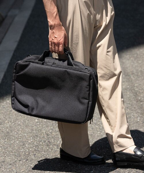 RODE SKO（ロデスコ）の「撥水タック3WAYリュックサック（バックパック/リュック・メンズ・BLACK/CHARCOAL・one）」の4枚目の写真