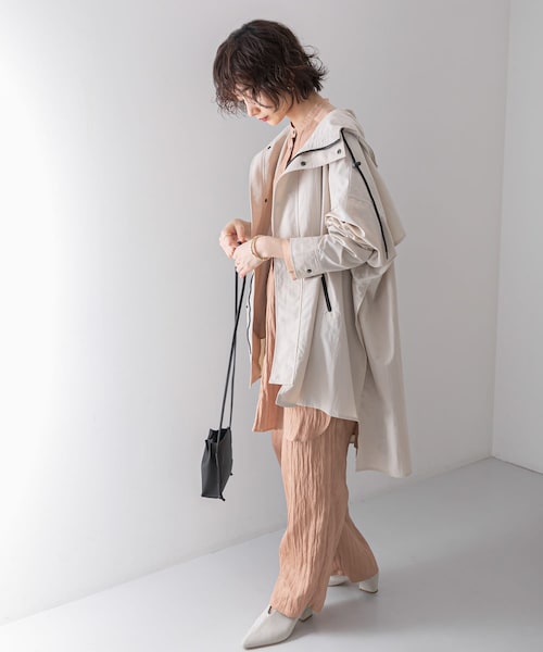 KBF（ケイビーエフ）の「BIGマウンテンパーカー（マウンテンパーカー・レディース・KHAKI/L.GREIGE/CAMEL・one）」の10枚目の写真