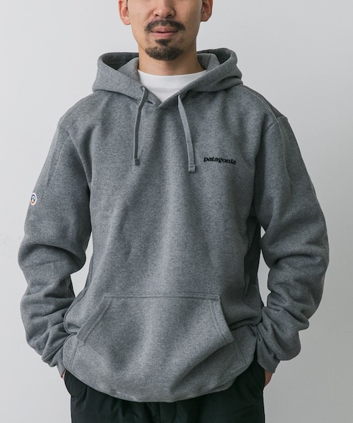 URBAN RESEARCH DOORS（アーバンリサーチドアーズ）の「patagonia　FitzRoyIconUprisalHoody（パーカー・メンズ・GLH/ECPU/GRBN/INBK・S/M/L/XL）」の2枚目の写真