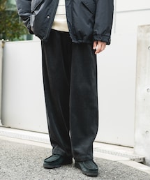 URBAN RESEARCH DOORS | 2タック太畝コーデュロイパンツ(その他パンツ)