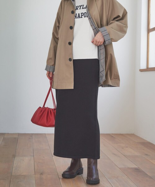 URBAN RESEARCH DOORS(アーバンリサーチドアーズ)の「『仁村紗和さん着用』『UR TECH 200日ニット』ストレートスカート(スカート・レディース・MOCHA/BLACK・M)」の4枚目の写真