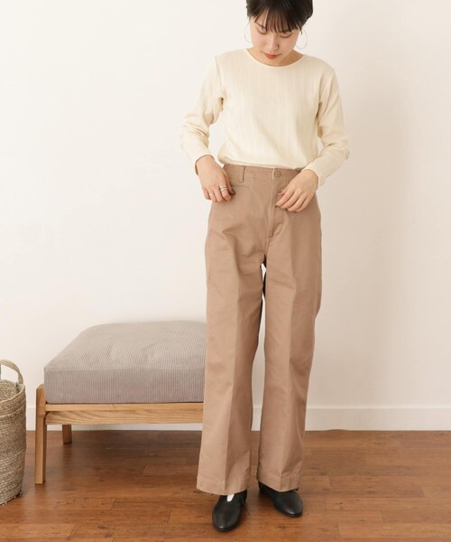 URBAN RESEARCH DOORS(アーバンリサーチドアーズ)の「FORK&SPOON チノワイドトラウザー∴(チノパンツ・レディース・BEIGE/NAVY・1/2)」の13枚目の写真