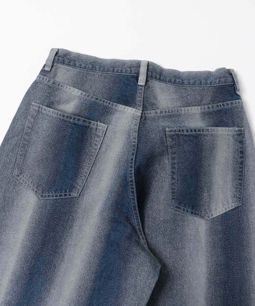 URBAN RESEARCH(アーバンリサーチ)の「REVERBERATE GRADATION DENIM PANTS(デニムパンツ・メンズ・SAX BLUE・1/2)」の9枚目の写真