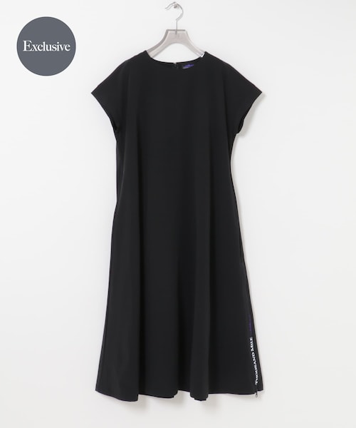 URBAN RESEARCH(アーバンリサーチ)の「『吸水速乾/UVカット/イージーケア』『別注』THOUSAND MILE×URBAN RESEARCH FRENCH SLEEVE DRESS(ワンピース・レディース・BLACK/CHARCOAL・Free)」の1枚目の写真