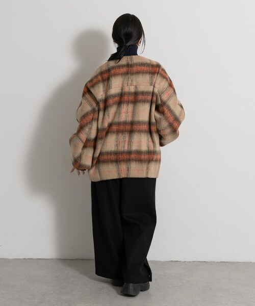 THE GOODLAND MARKET（ザグッドランドマーケット）の「cwtch　CHECK MIDDLE COAT（ノーカラージャケット・レディース・BEIGE/NAVY・FREE）」の9枚目の写真