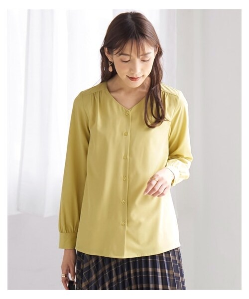 nissen（ニッセン）の「大きいサイズフロントボタンブラウス(あったか裏地付)（シャツ/ブラウス・レディース・オフホワイト/シトロンイエロー/ネイビー・L/LL/3L/4L/5L/6L/8L/10L）」の22枚目の写真