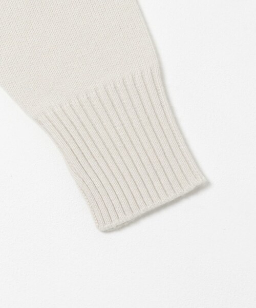 URBAN RESEARCH ROSSO（アーバンリサーチロッソ）の「『WEB/一部店舗限定』エクストラファインシームデザインニット（ニット/セーター・レディース・PEARLWHITE/LEMON/BABY PINK/LOYAL BLUE/GRAY×WH/BROWN×RED・FREE）」の14枚目の写真