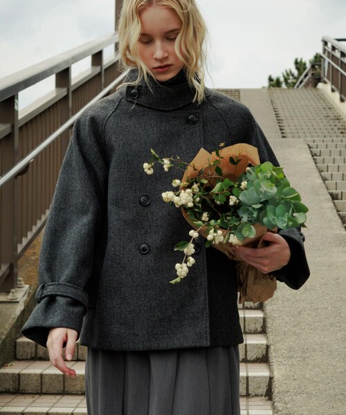 URBAN RESEARCH Sonny Label（アーバンリサーチサニーレーベル）の「メルトンジャージースタンドカラーコート（テーラードジャケット・レディース・チャコール/グレー/ベージュ・FREE）」の5枚目の写真