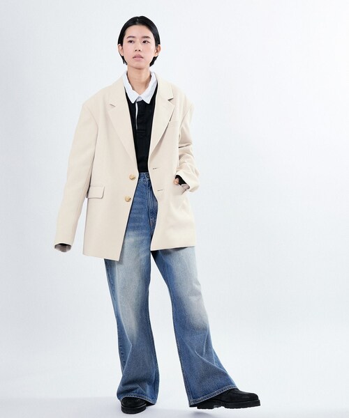 ADAM ET ROPE'(アダムエロペ)の「BOXY SET UP JACKET(テーラードジャケット・レディース・ブラック/ベージュ系・38/40/42)」の9枚目の写真