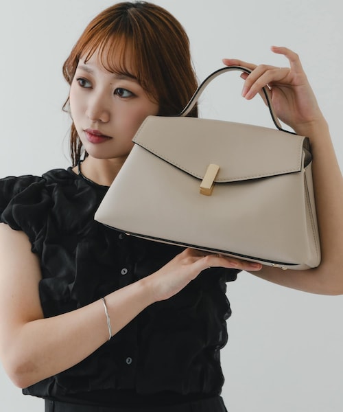 RODE SKO（ロデスコ）の「フラップワンハンドルバッグ（ハンドバッグ・レディース・BLACK/MOCHA/IVORY・One）」の8枚目の写真