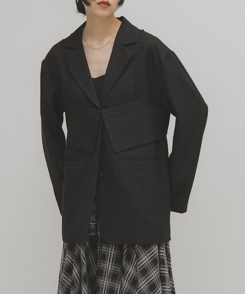 KBF（ケイビーエフ）の「ビスチェSETテーラードジャケット（テーラードジャケット・レディース・BLACK/BROWN・One）」の4枚目の写真