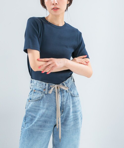 URBAN RESEARCH ROSSO（アーバンリサーチロッソ）の「GICIPI　CRISTALLO（Tシャツ/カットソー・レディース・BIANCO/NERO/PERGAMENA/MIRTILLO/ANTARES・1）」の4枚目の写真