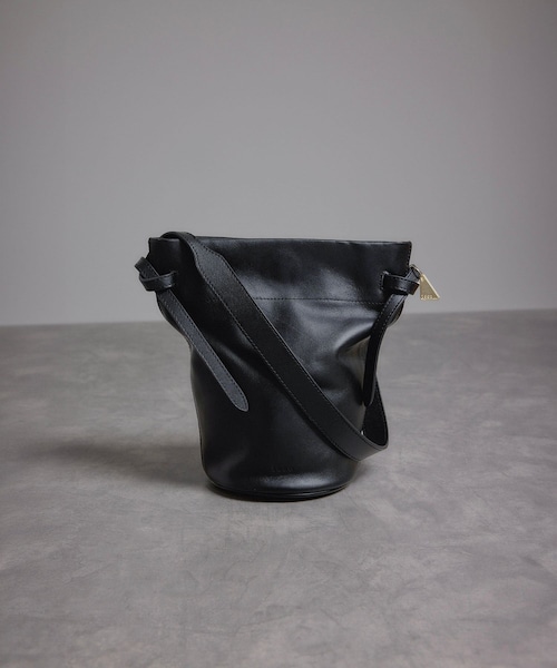 ROPE'（ロペ）の「【teau・牛革・マルチWAY】panier vine shoulder bag/持ち手長さ調整可能（ハンドバッグ・レディース・ブラック/グレー/キャメル/ピンク/イエロー・F）」の3枚目の写真