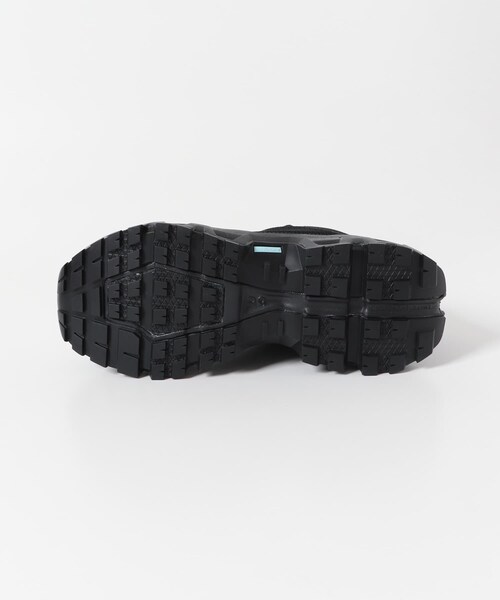 URBAN RESEARCH DOORS（アーバンリサーチドアーズ）の「On　CLOUDROCK LOW WP（スニーカー・メンズ・BLK/BLK・26/26.5/27/27.5/28/28.5/29/30/31）」の11枚目の写真